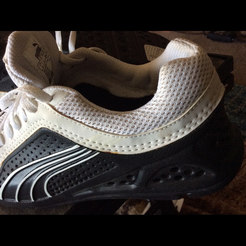 COPY - Puma Tennis Shoes - Picture 8 of 8